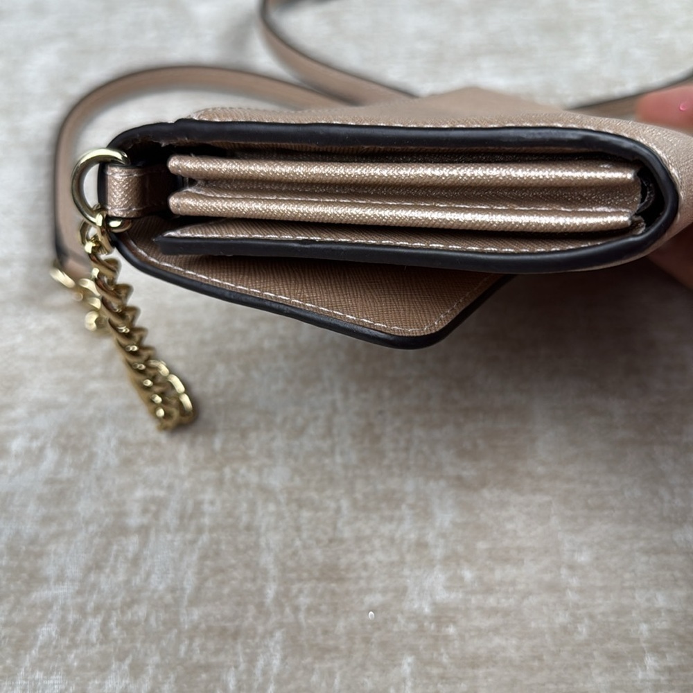 Mini Michael Kors wallet on chain - Picture 3 of 9